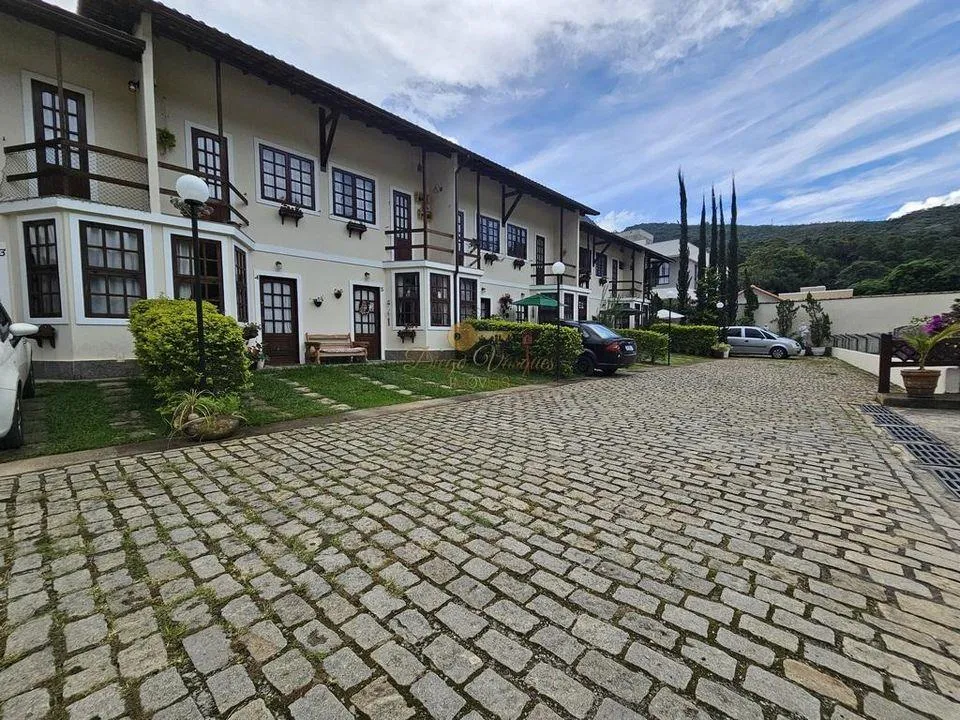 Imagem Casa em Condomínio para Venda em Teresópolis / RJ no bairro Parque do Imbui