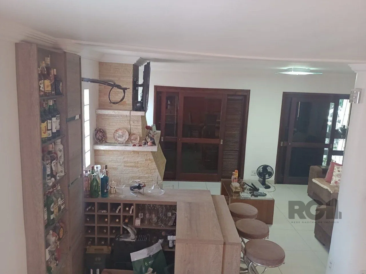 Imagem Casa 3 dormitórios à venda Santo Antônio Porto Alegre/RS