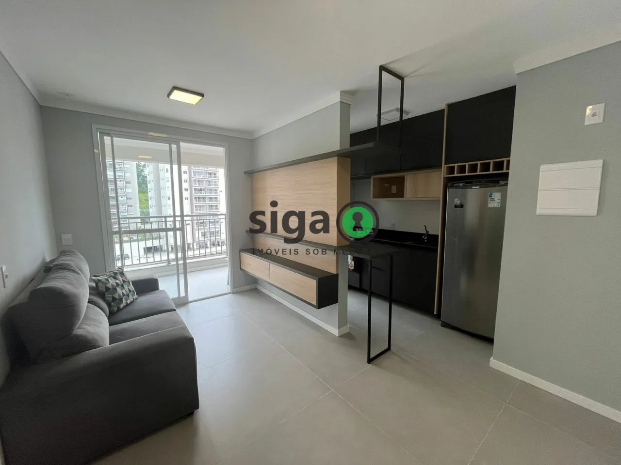 Foto do imóvel Apartamento mobiliado com uma vaga de garagem ao lado da linha lilás