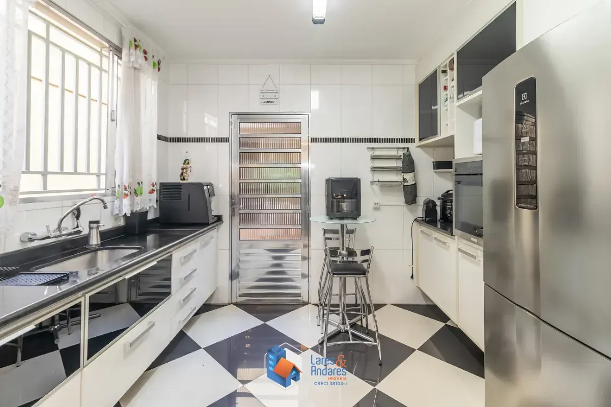 Imagem Sobrado para venda em Jardim Santa Cruz (Sacomã) com 3 quartos, sendo 1 suíte, 140m²