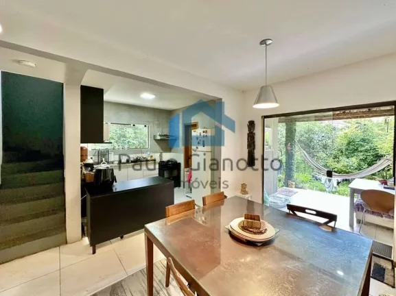 Imagem Casa c/ 3 quartos no Cond Vila Velha Granja Viana