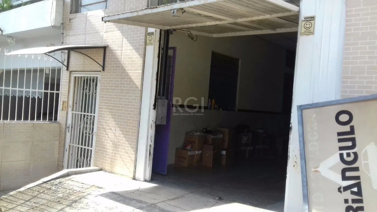 Imagem Predio para Venda - 340m², 2 dormitórios, sendo 1 suites, Partenon