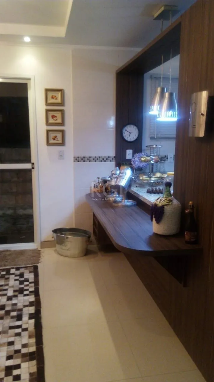 Imagem Casa para Venda - 300m², 3 dormitórios, sendo 3 suites, 6 vagas - São Lucas