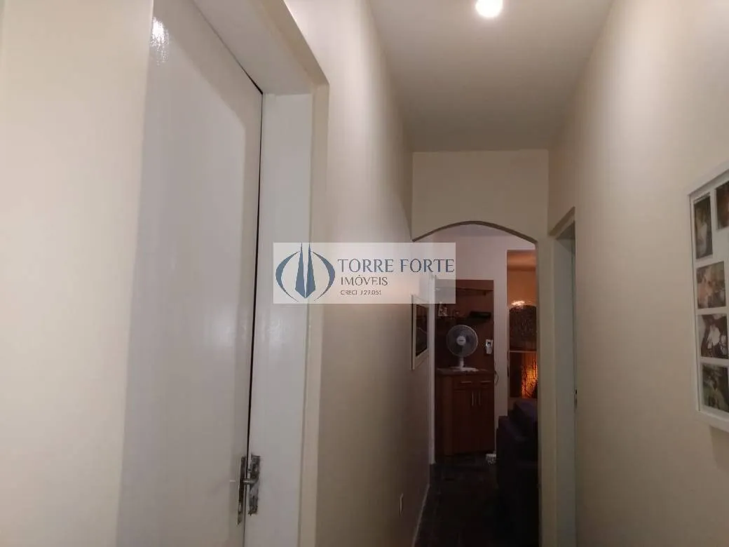 Imagem Casa Assobradada com 4 dormitórios, 1 suíte, 2 vagas de garagem, Demarchi