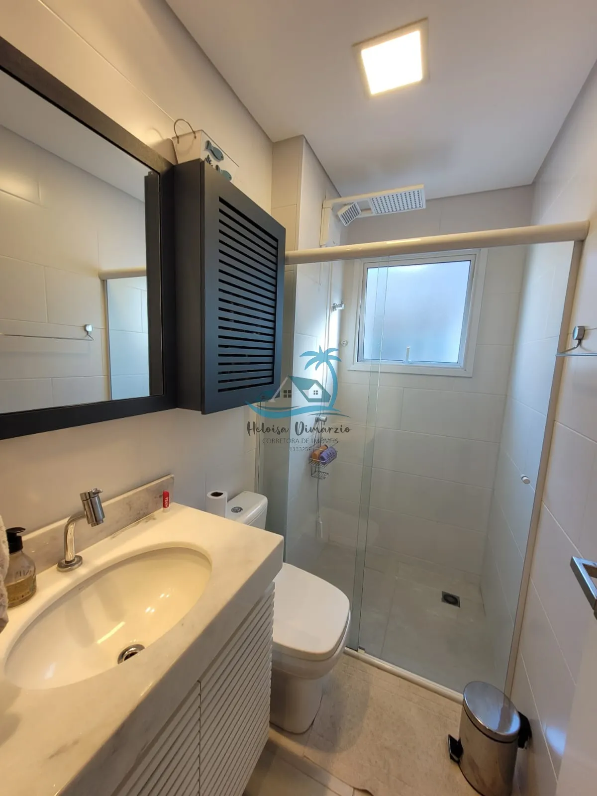 Imagem Excelente Apartamento com 3 dormitórios a venda a 250 metros da orla de Itagua em Ubatuba.