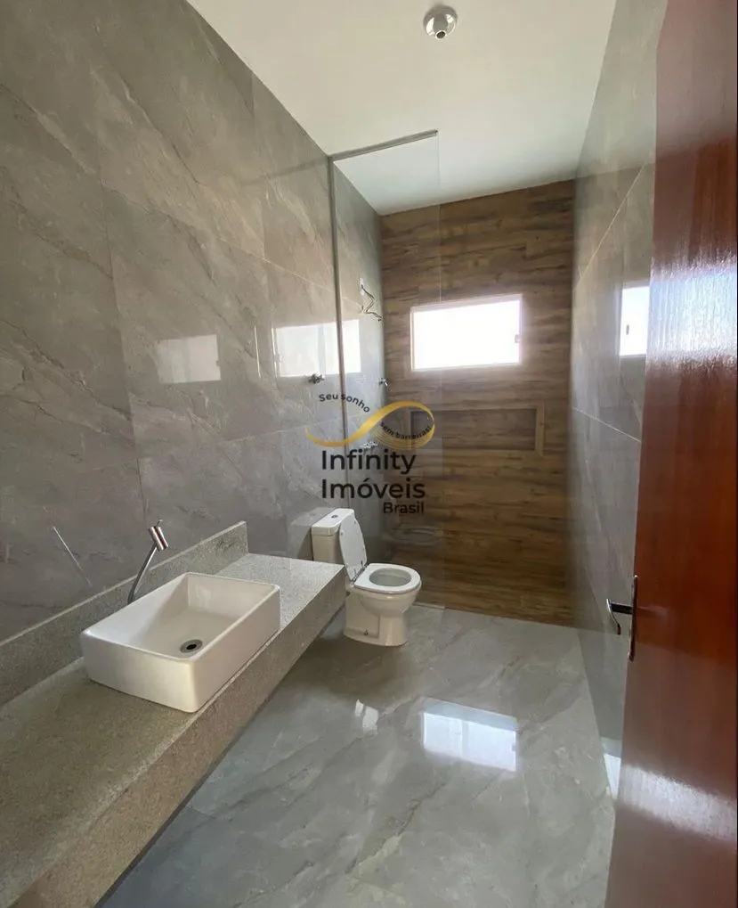 Imagem LINDA CASA EM CONDOMÍNIO FECHADO. VALE DO LUAR JABOTICATUBAS