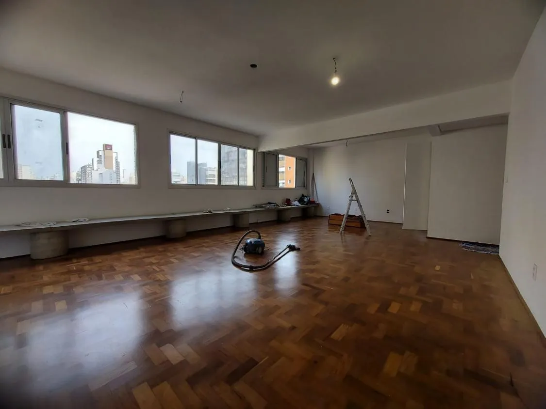 Imagem REFORMADO E ACONCHEGANTE: Lindo apartamento de cara nova no bairro mais nobre de Campinas.