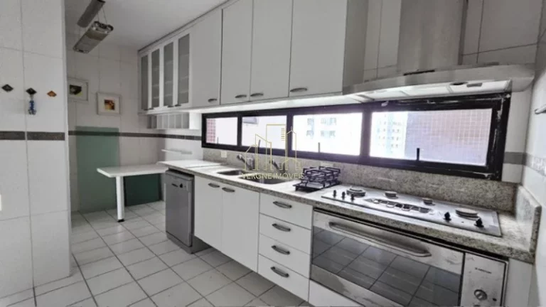 Imagem Amplo apartamento de alto padrão com quatro suítes varandão a vender no Cidade Jardim