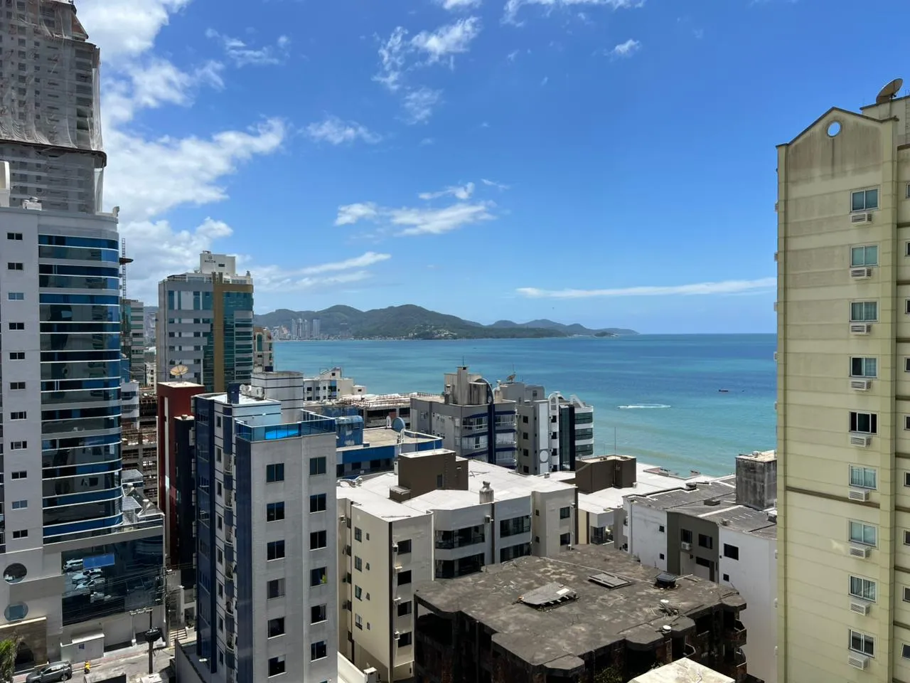Imagem Apartamento com vista para o mar à venda com 179.5m2 por R$ 4.000.000,00
