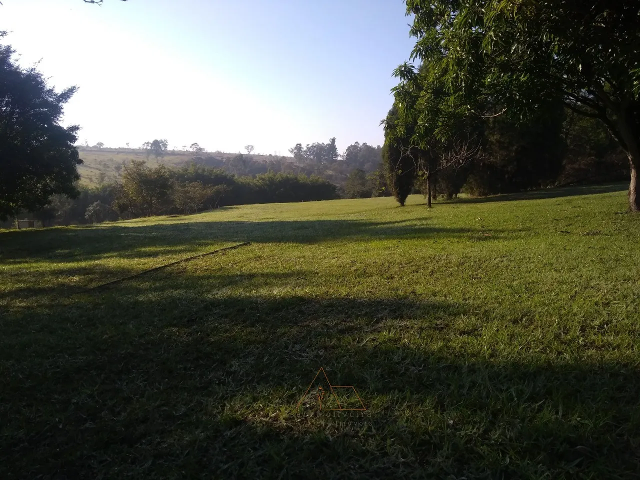 Imagem Sitio em Itu-SP: 3 quartos, 1 suíte, sala ampla, 3 banheiros, 23.000m² de área no Parque Nossa Senhora da Candelária