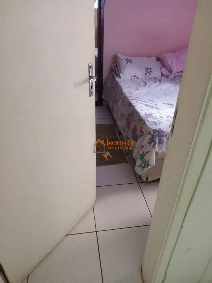 Imagem Apartamento com 2 dormitórios à venda, 45 m² por R$ 125.000,00 - Jardim Guilhermino - Guarulhos/SP