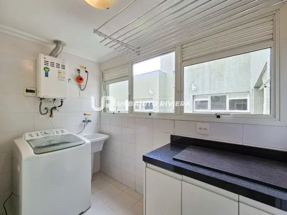 Imagem Apartamento à Venda na Riviera de São Lourenço Vista para o Mar e a Poucos Passos da Praia