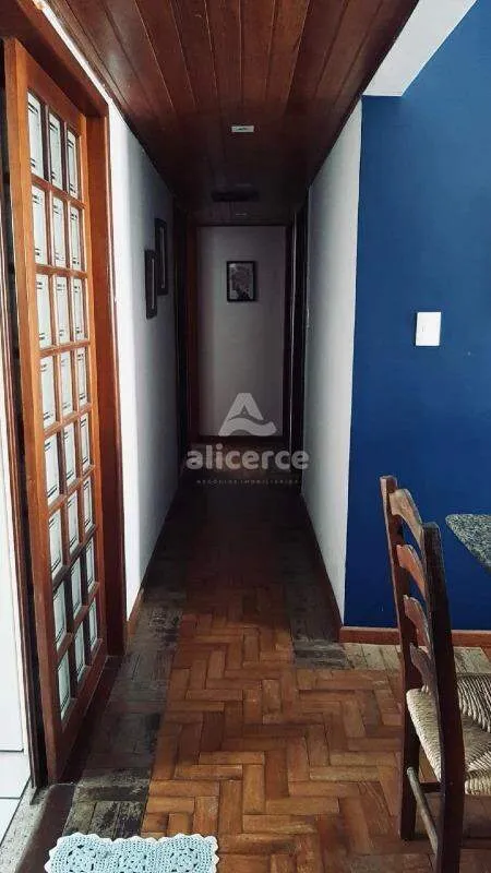 Imagem Apartamento à venda com 3 quartos 1 suíte, 85m² em Centro Florianópolis