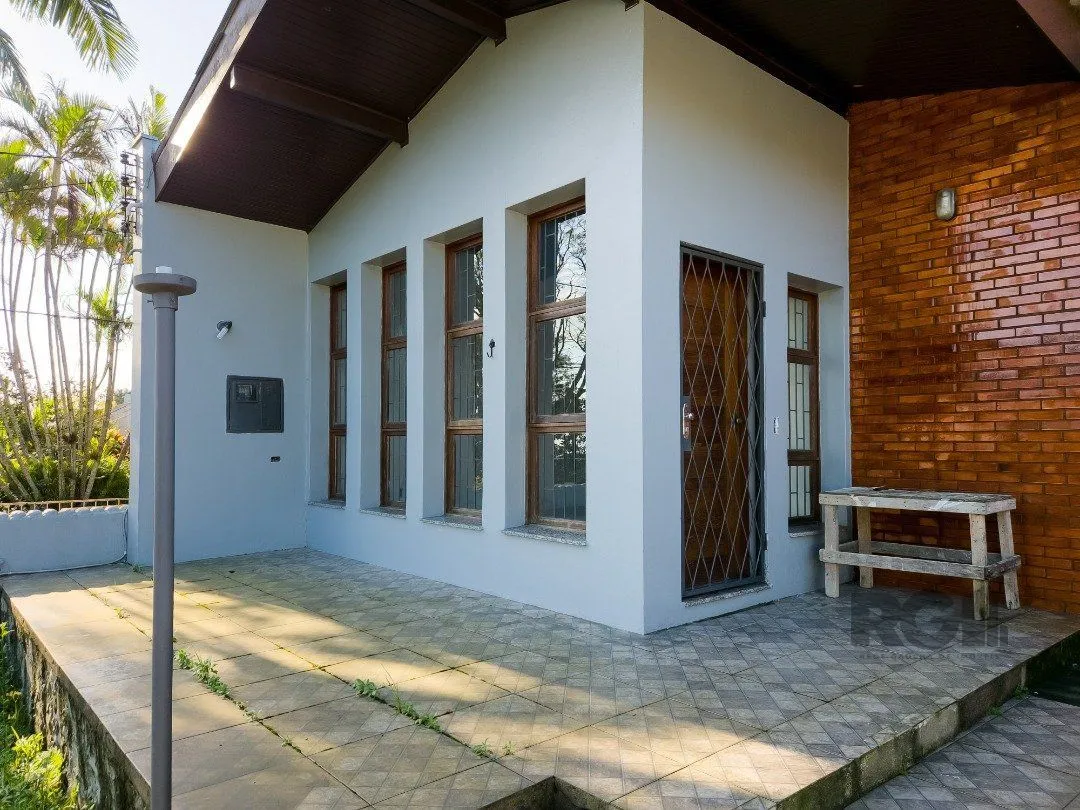 Imagem Casa com 3 quartos, suite, pátio - Bairro Espírito Santo - Potro Alegre (RS)