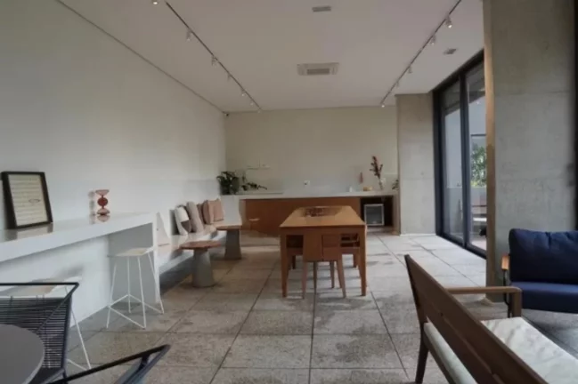 Imagem POP GRAFITE - IDEA ZARVOS - Studio de 28m², excelente localização, entre Vila Madalena e Pinheiros!