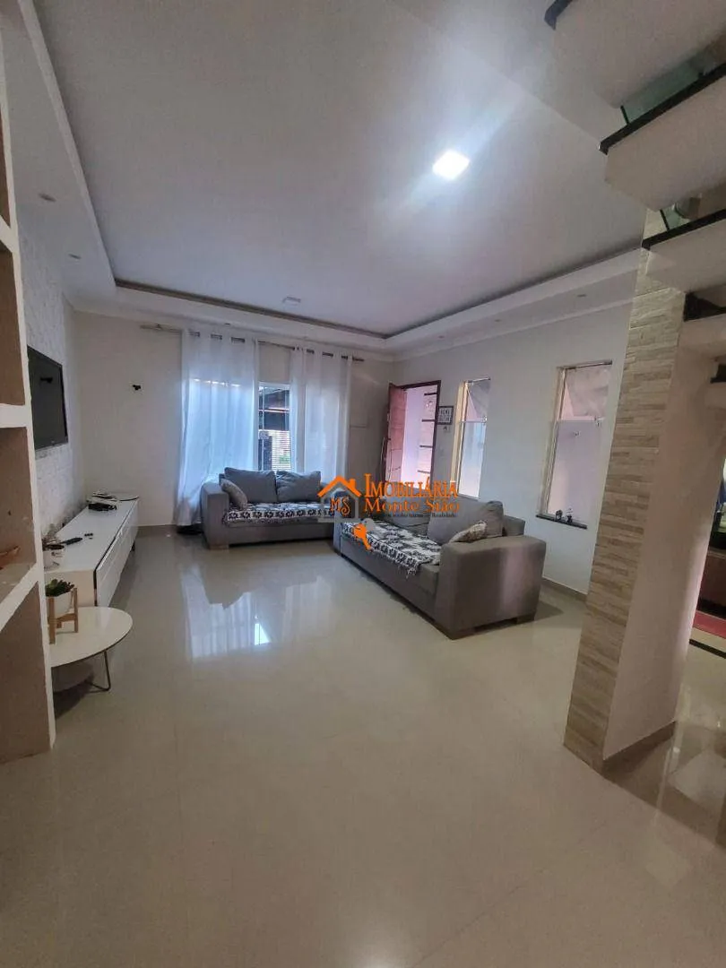 Imagem Sobrado com 3 dormitórios à venda, 150 m² por R$ 950.000,00 - Carmela III - Guarulhos/SP