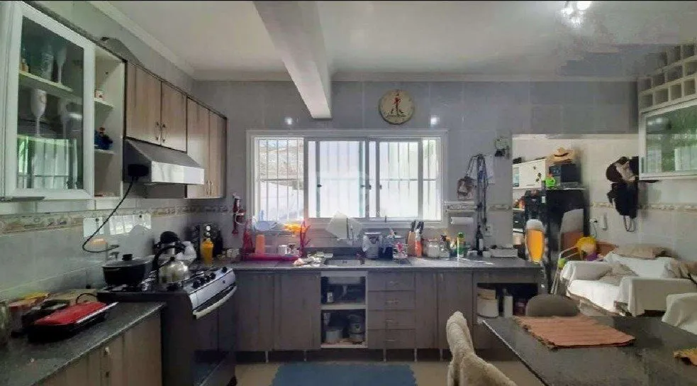 Imagem Casa para Venda - 171.46m², 3 dormitórios, sendo 1 suites, 4 vagas - Medianeira