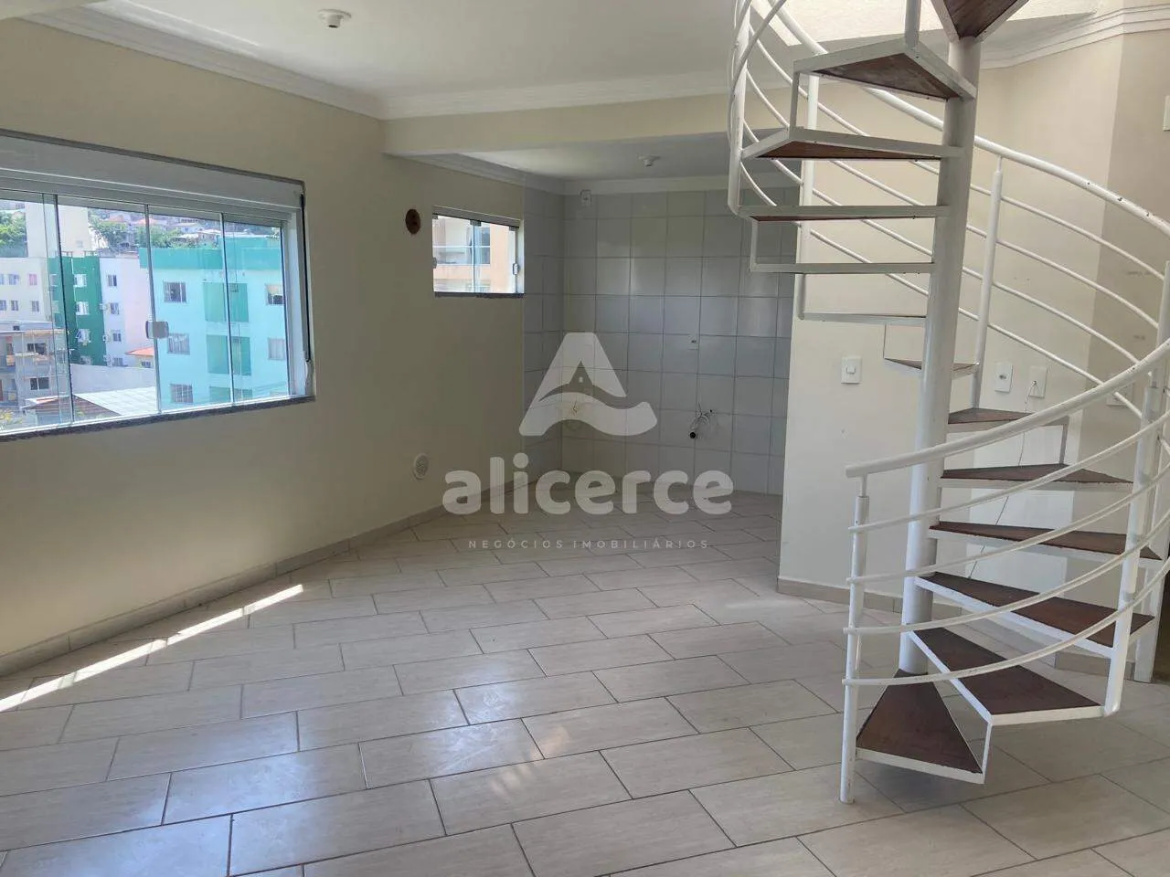 Imagem Apartamento Duplex à venda com 3 quartos , 151,07m² em Forquilhinha São José