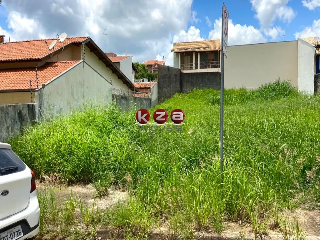 Imagem Terreno à venda em Valinhos-SP, Parque Nova Suíça - 300,00m² de área. Venha conferir!