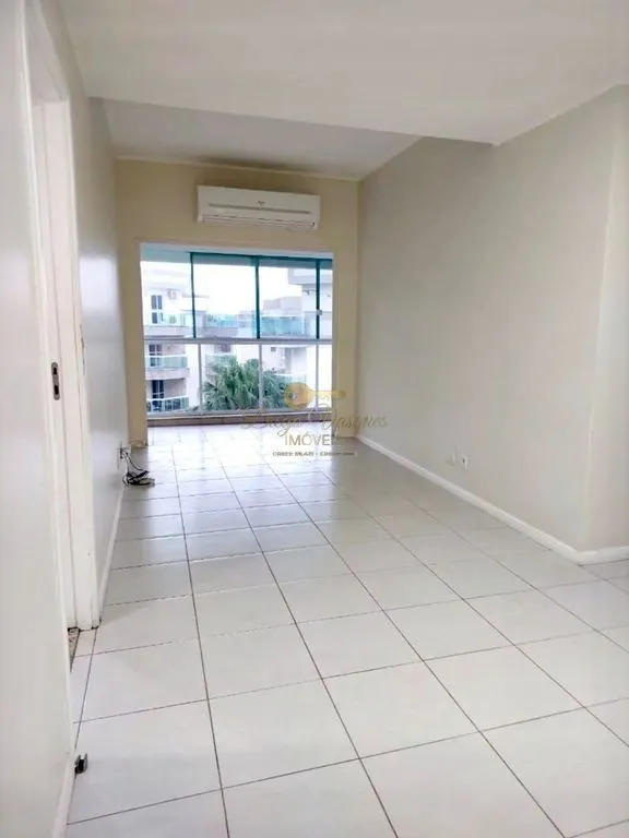 Imagem Cobertura Duplex para Venda em Niterói / RJ no bairro Itacotiara