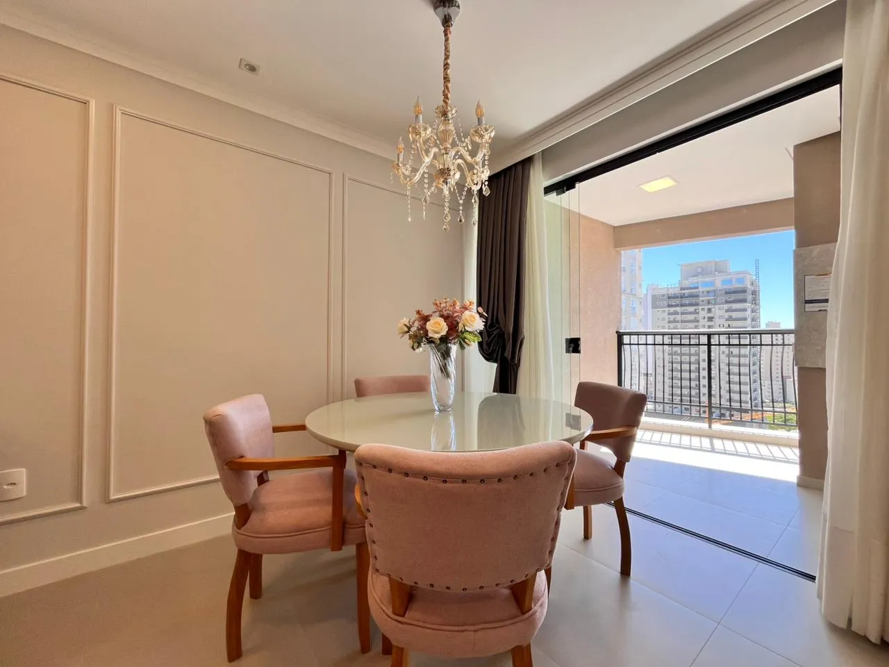 Imagem Apartamento com vista para o mar à venda com 70m2 por R$ 1.080.000,00