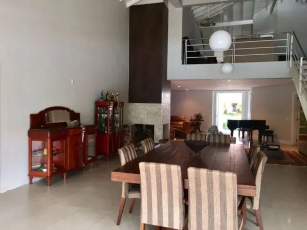 Imagem Casa Condominio para Venda - 414m², 4 dormitórios, sendo 4 suites, 4 vagas - Belém Novo