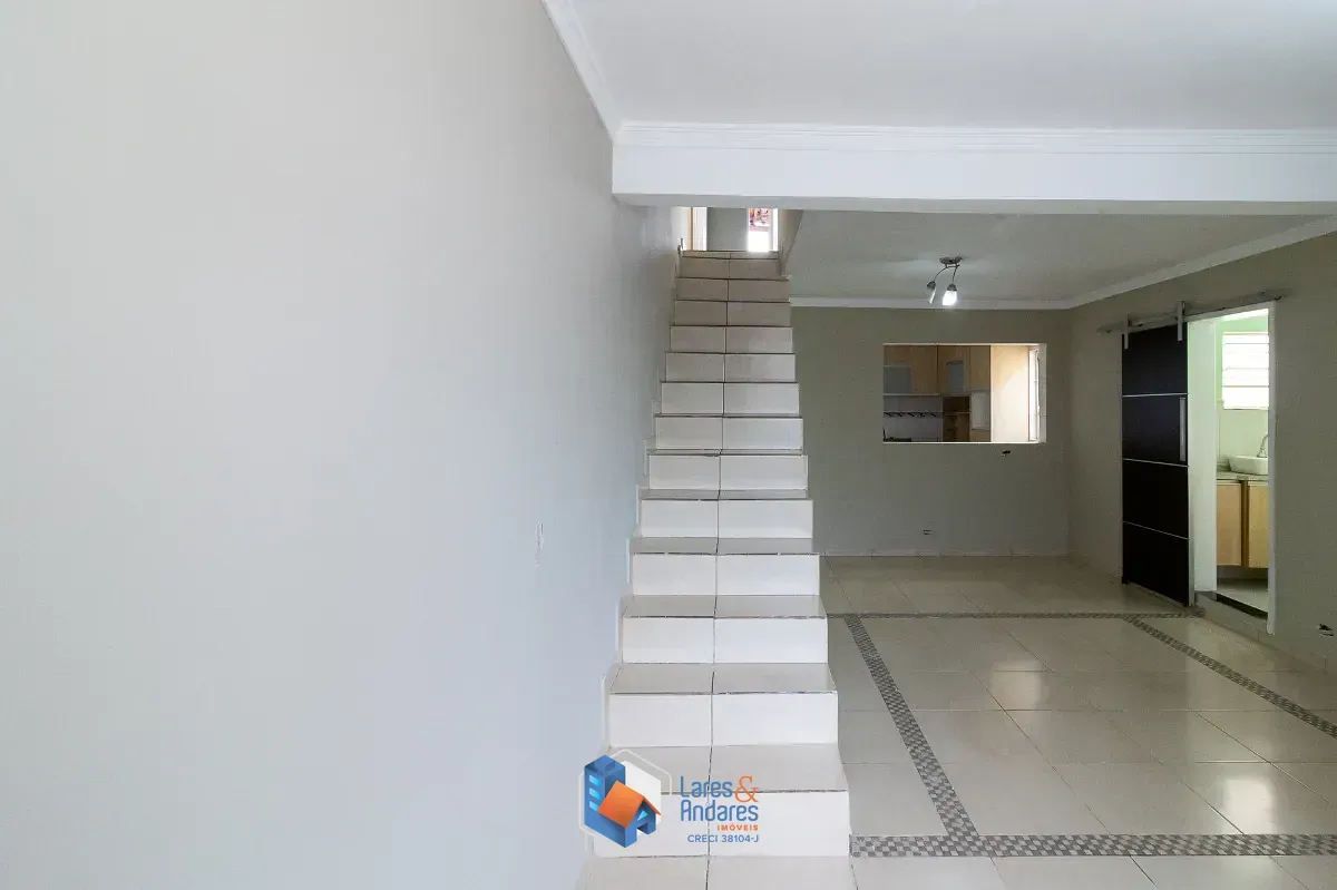 Imagem Sobrado para venda em Brasilândia com 3 quartos, sendo 3 suítes, 245m²