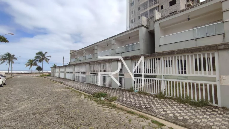 Foto do imóvel Sobrado com 2 dormitórios à venda, 96 m por R$ 360.000,00 - Balneário Santa Eugênia - Mongaguá/SP