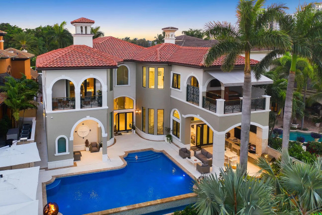Imagem Casa com 6 Quartos à Venda ou Locação, 2.000 m²em Alphaville Residencial Dois - Barueri