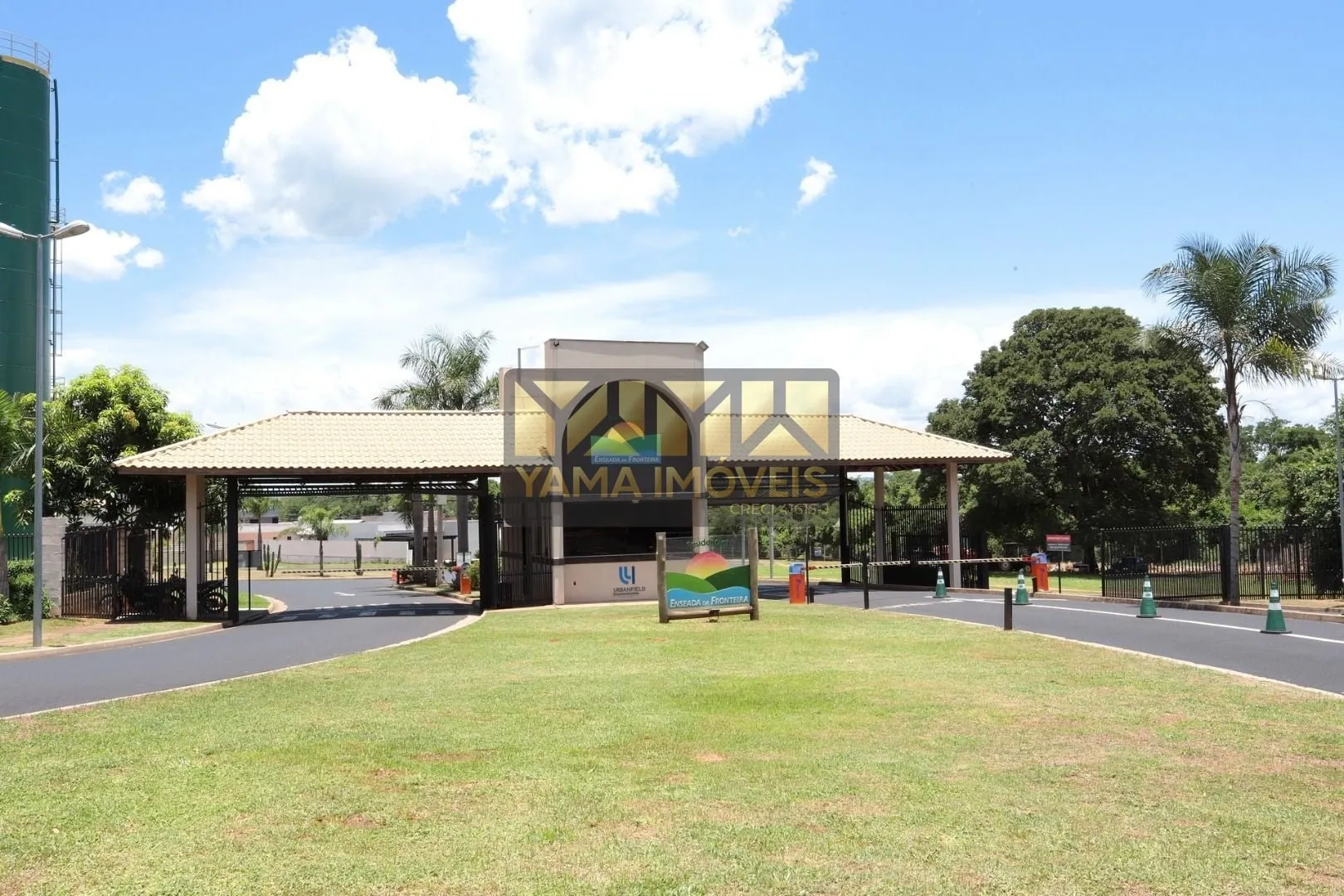 Imagem Residencial Enseada da Fronteira - Casa com 8 dormitórios à venda, 420 m² por R$ 8.000.000,00 - Condominio Enseada da Fronteira - Rifaina/SP