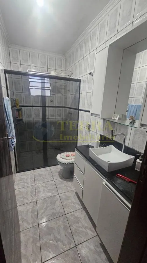Imagem Terreno com 4 Casas à Venda - Jardim Bandeira, Osasco