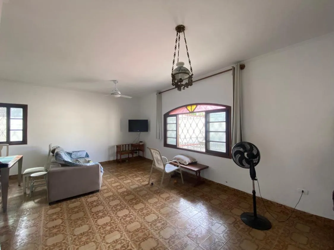 Imagem CASA ISOLADA 3 DORM E EDICULA LADO PRAIA FINANCIAMENTO BANCARIO ITANHAEM