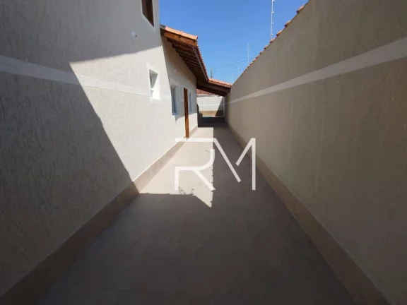 Imagem Casa com 2 dormitórios à venda, 65 m por R$ 430.000,00 - Balneário Itaguaí - Mongaguá/SP