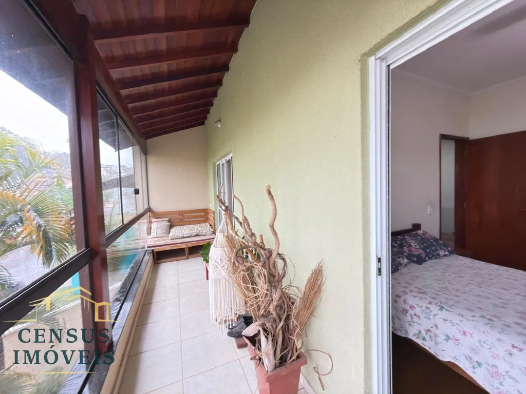 Foto do imóvel: Casa em Condomínio à Venda em Valinhos-SP - Condomínio Residencial Itamambuca: 2 Quartos, 1 Suíte, 2 Salas, 3 Banheiros, 4 Vagas, 164, 99m²! em Condomínio Residencial Itamambuca