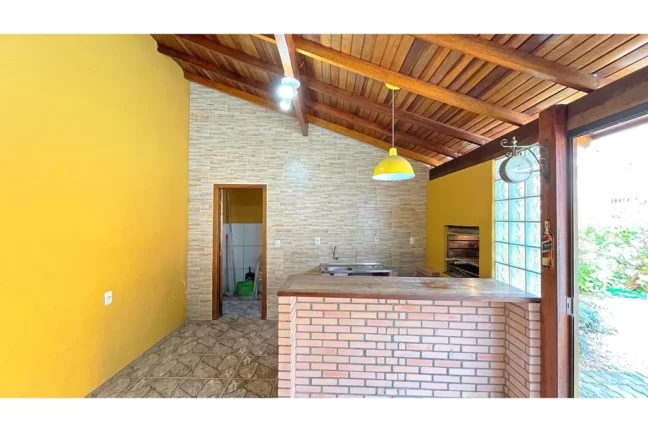 Imagem Casa para venda no bairro Vila Nova em Porto Alegre