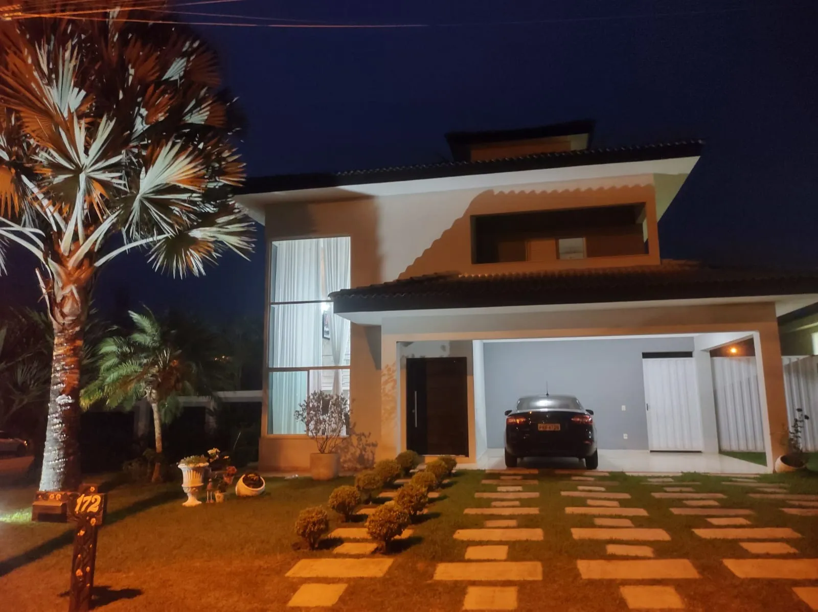Imagem Casa com 3 quartos, 220 m² à venda