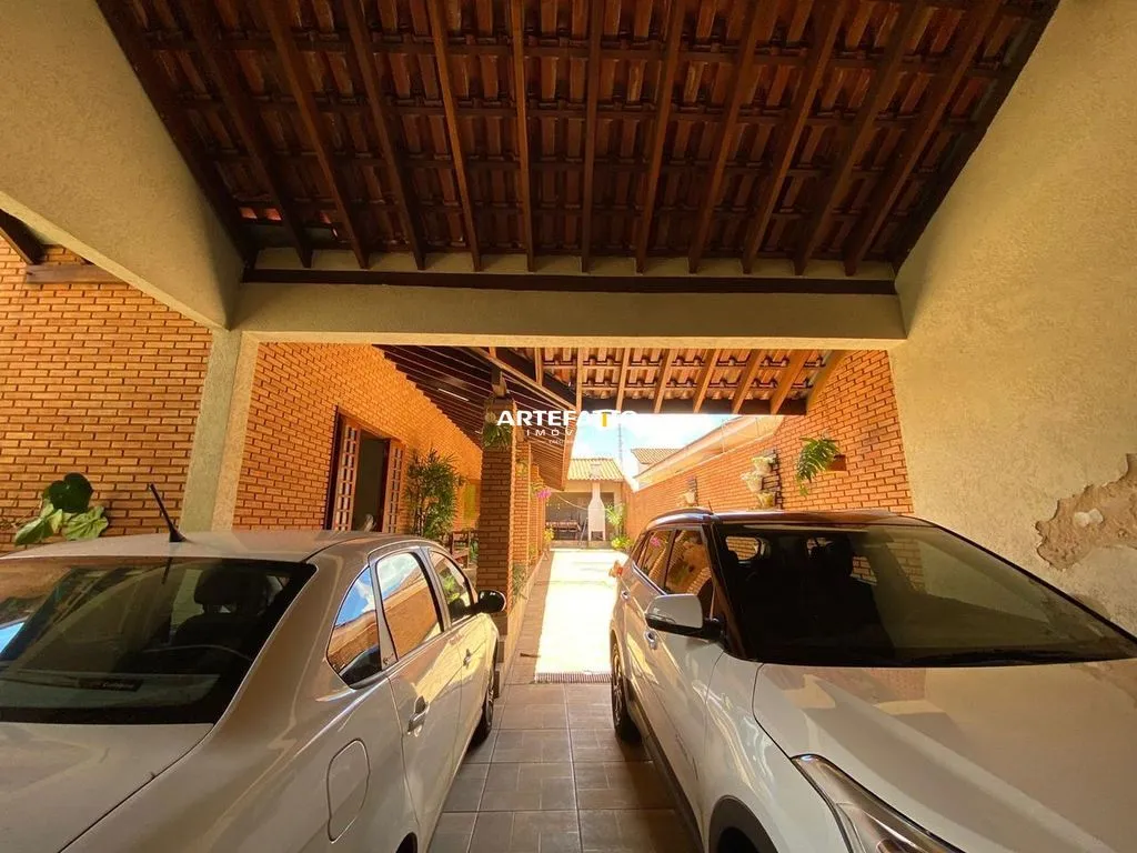 Imagem Casa à venda em Franca, São Joaquim, com 3 quartos, 248m2