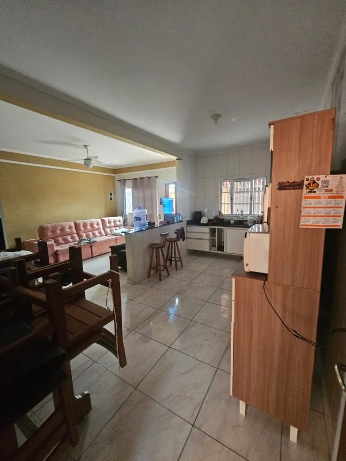 Imagem Casa para Venda em Mongaguá, Jardim Praia Grande, 3 dormitórios, 2 banheiros, 3 vagas
