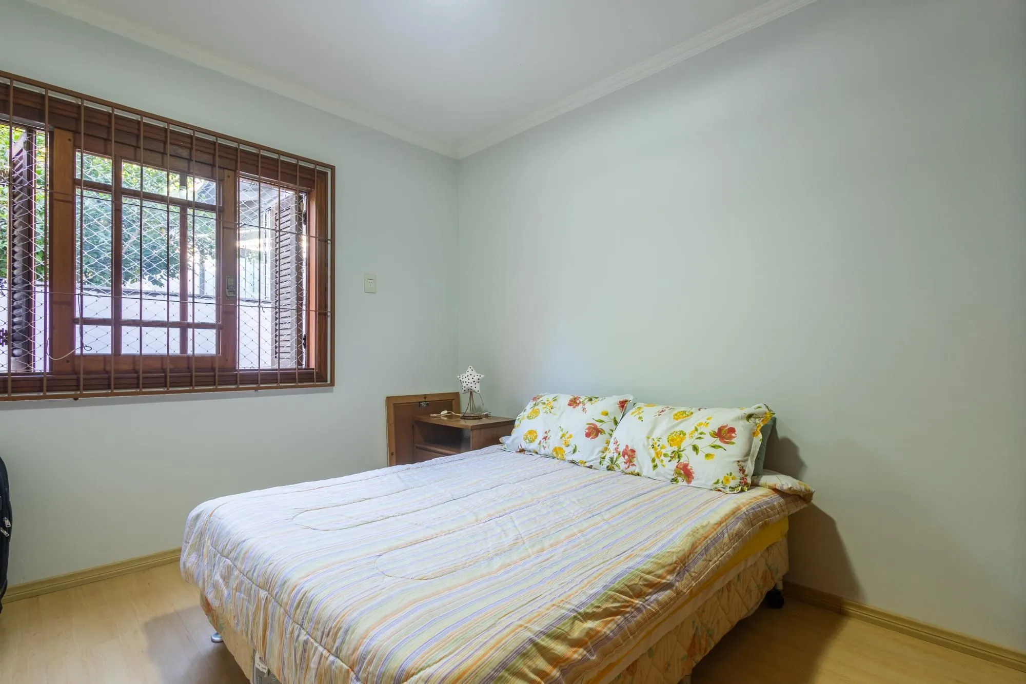 Imagem Excelente casa com 214m² privativos na Rua Dona Paulina - Bairro Tristeza!