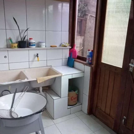 Imagem Casa para Venda em Teresópolis, Vale do Paraíso, 3 dormitórios, 1 suíte, 3 banheiros, 5 vagas