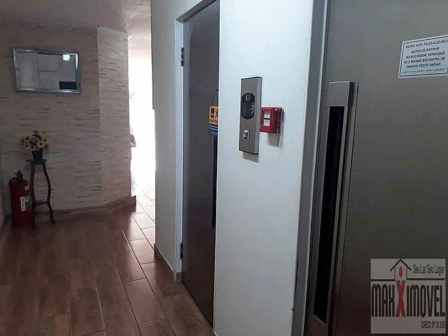 Imagem Sala Comercial à Venda no Passeio Público Centro RJ