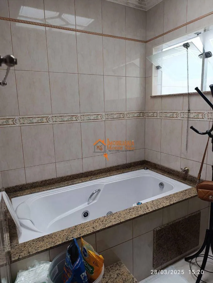 Imagem Casa com 5 dormitórios à venda, 240 m² por R$ 1.259.000,00 - Jardim Vila Galvão - Guarulhos/SP