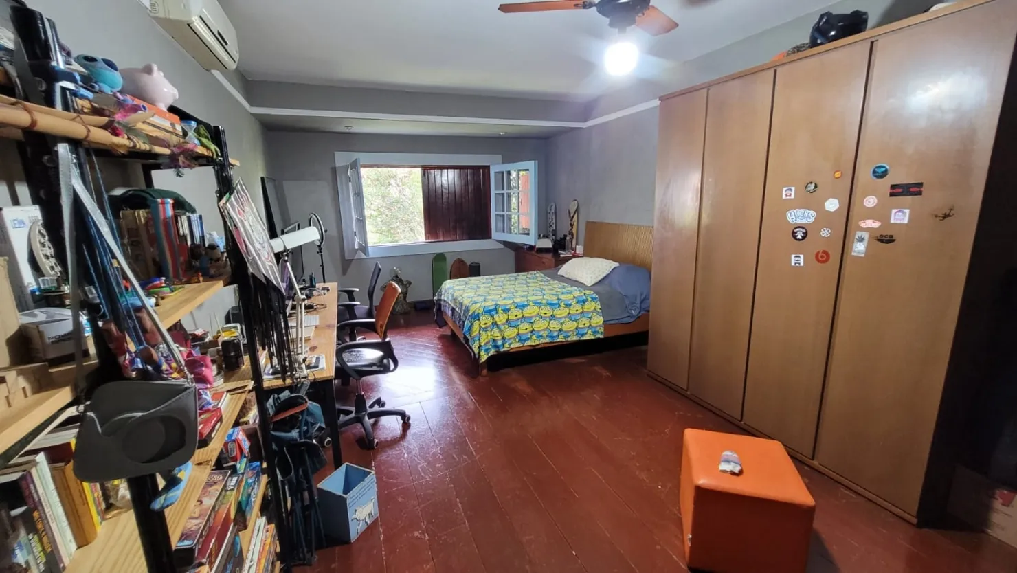 Imagem Casa para Locação 5 Quartos, 3 Suites, 3 Vagas, 350M², Bela Vista, Pindamonhangaba - SP