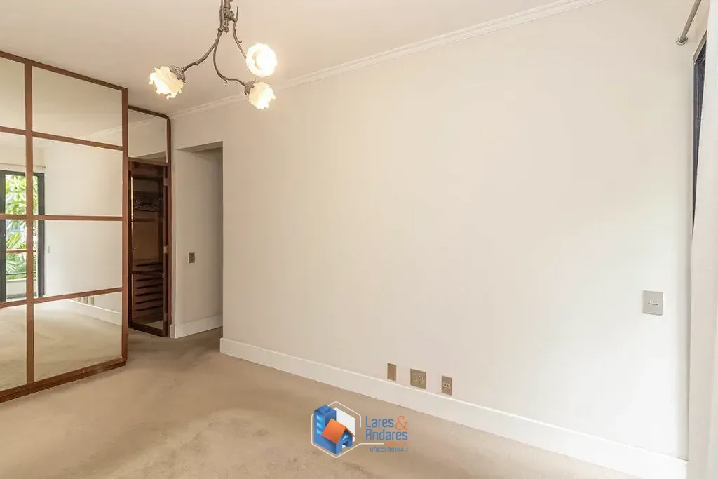 Imagem Apartamento à venda 4 Quartos 3 Suites 3 Vagas 181M² Itaim Bibi São Paulo - SP