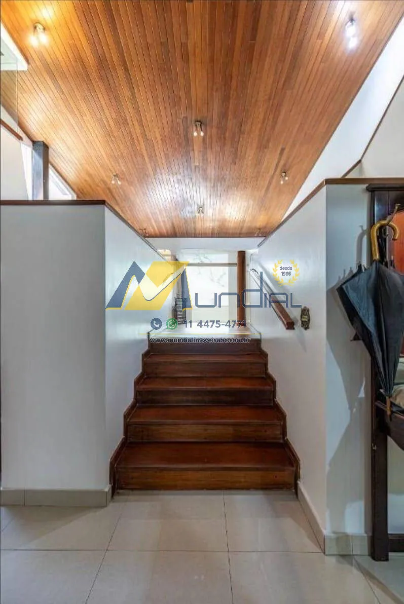Imagem Casa alto padrão para locação comercial com 340m² e localização estratégica