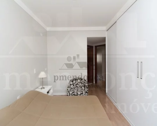 Imagem Apartamento em bom estado de conservaÃ§Ã£o, excelente localizaÃ§Ã£o e repleto de armÃ¡rio,...