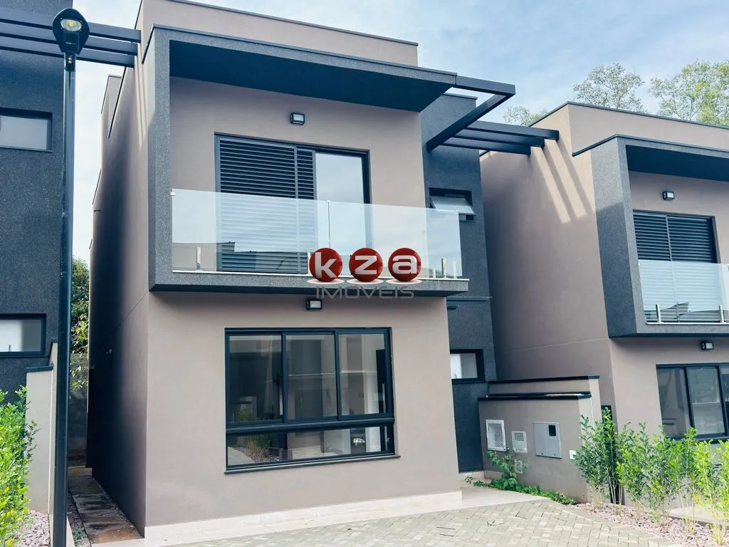 Imagem Casa de Vila à venda Próximo ao Colégio Porto Seguro em Valinhos-SP, 3 suítes, 2 salas, 4 banheiros, 2 vagas de garagem, 141m².