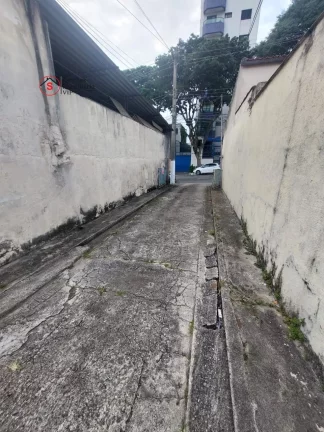 Imagem Sobrado a venda, a 600 metros do metrô Vila Prudente, com 2 dormitórios e vaga de garagem.
