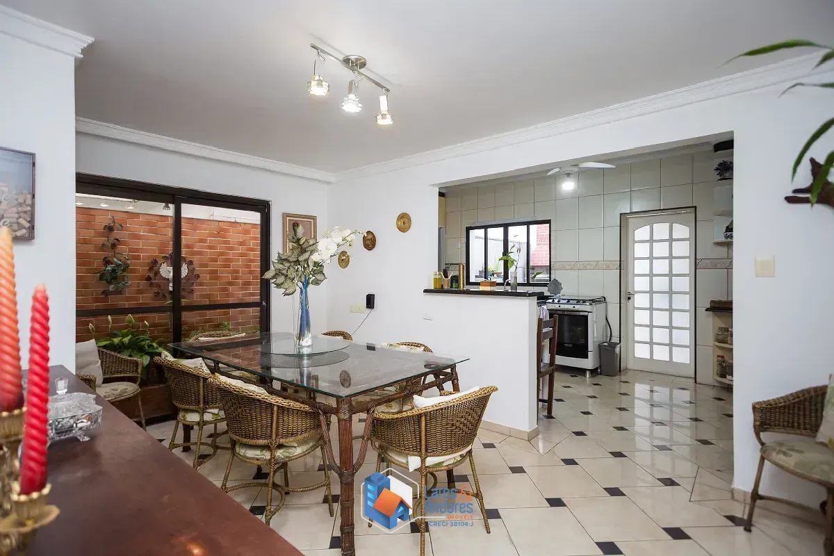 Imagem Casa para venda em Campo Belo com 3 quartos, sendo 1 suíte, 220m²