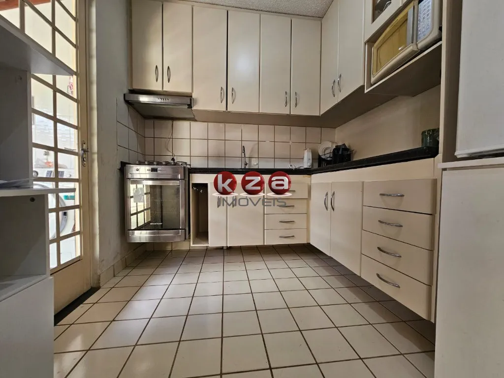 Imagem Casa em Condomínio de Luxo à Venda em Sumaré-SP, Parque Villa Flores: 3 Quartos, 2 Banheiros, 1 Vaga, 68,98m²!